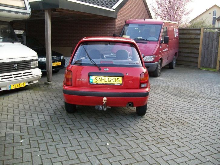 Nissan Micra 1.0 3D 1998 Rood