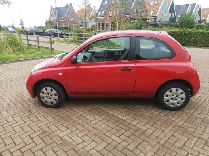 Nissan Micra 1.0 3DR 2003 Rood