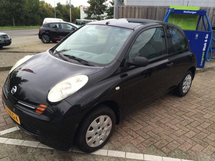 Nissan Micra 1.0 3DR 2004 Zwart