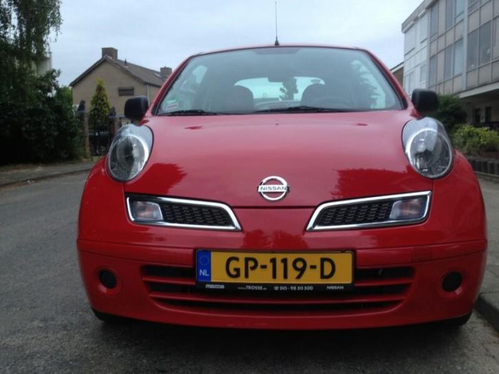 Nissan Micra 1.2 48KW 3DR 2010 Rood