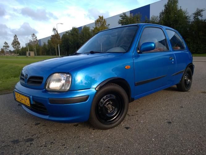 Nissan Micra 1.3 3D 1999 Blauw