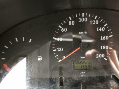 Nissan Micra 1.3 3D 2000 Grijs 82000 km Nieuwe APK