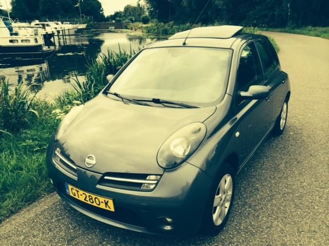 Nissan Micra 1.4 5-DR BJ2005 Grijs APK10-2016 in goede staat