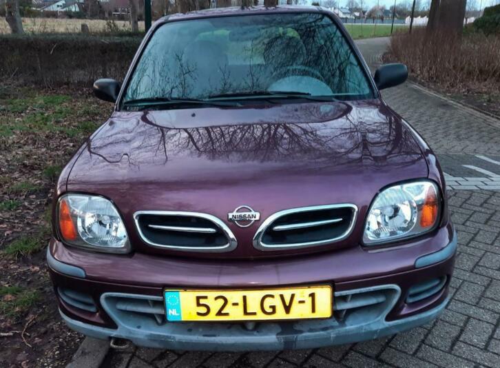 Nissan Micra 1.4 automaat 2001 hatchback