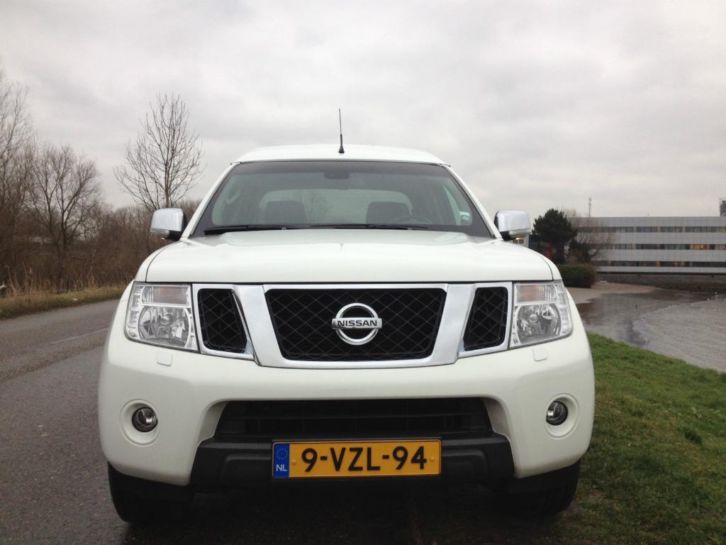 Nissan Navara 2.5 DCI 2012 140 KW 190PK Ruilen tegen T6 VW 