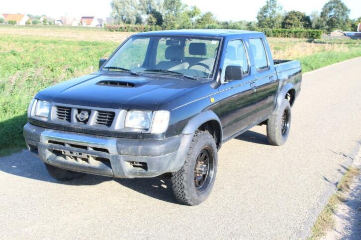 Nissan Navara 2.5 TD Pickup Dubbele cabine 4x4 1999