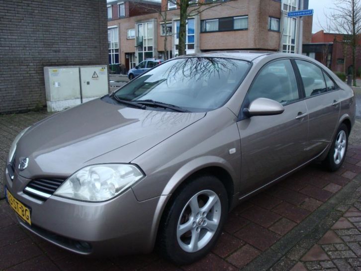 Nissan Primera 1.8 SDN 2006 AIRCO NAVI en Achteruit camera 