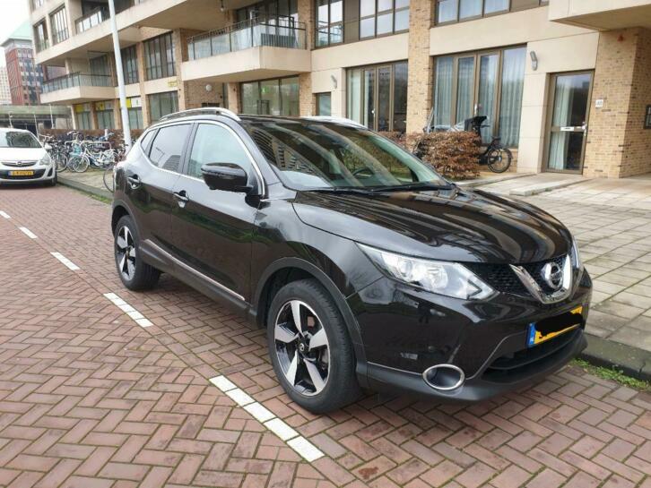 Nissan Qashqai 1.2 N-Connecta Panoramadak  Navigatie  360