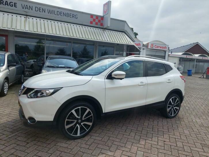 Nissan Qashqai 1.2 Premier Edition