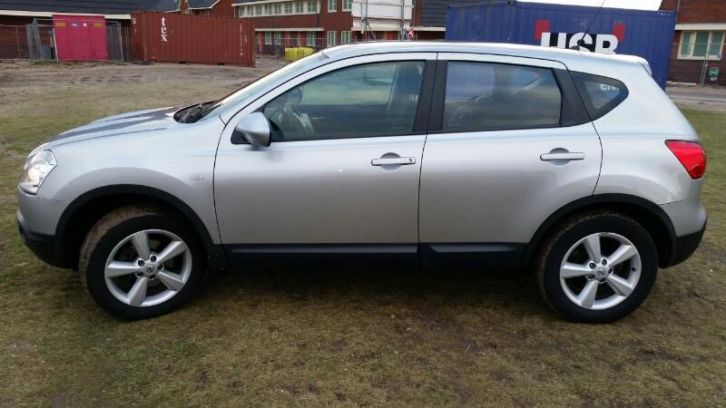 Nissan Qashqai 1.6 2WD 2009 Grijs