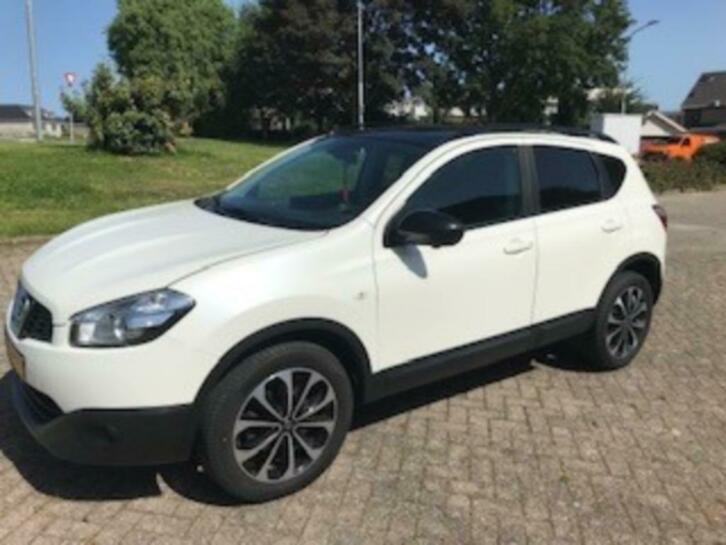 Nissan Qashqai 1.6 2WD CVT 2013 Wit