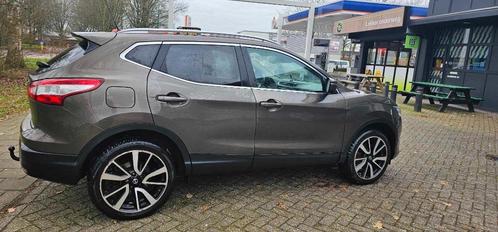 Nissan Qashqai 1.6 DCI 96KW 2WD 2014 Bruin km stand 243000