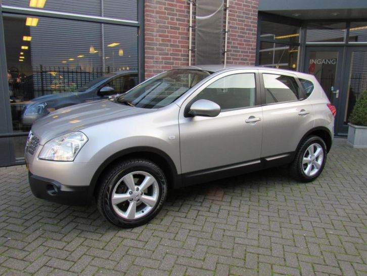 Nissan Qashqai 2.0 DCI 2WD 2009 Grijs met navigatie