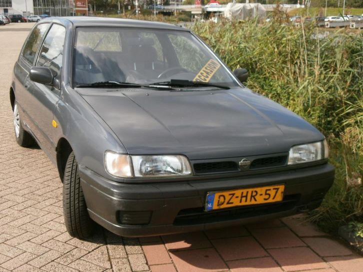 Nissan Sunny 1.4 U9 1992 Grijs