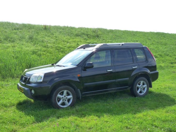 Nissan X-Trail 2.2 CDI 2003 Zwart