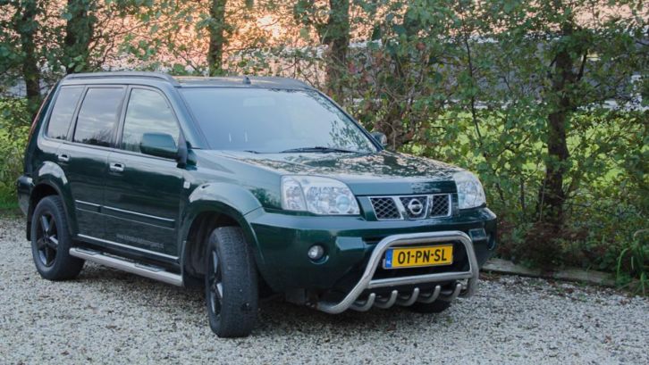 Nissan X-Trail 2.5 AUT 