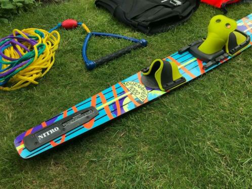 Nitro monoski  Jobe waterski touw - boot of waterscooter
