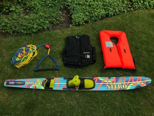 Nitro monoski  Jobe waterski touw - boot of waterscooter