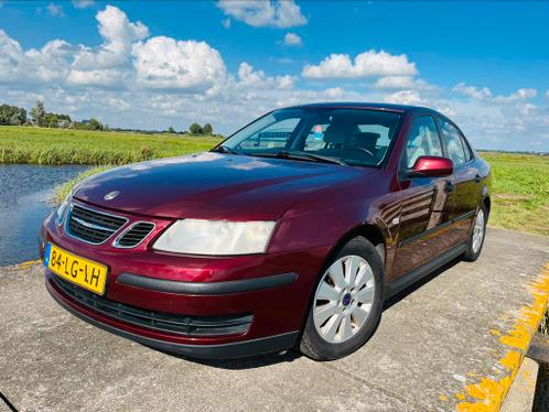 NL Saab 9-3 1.8 T Sedan  NAP, Trekhaak, Airco, Rood