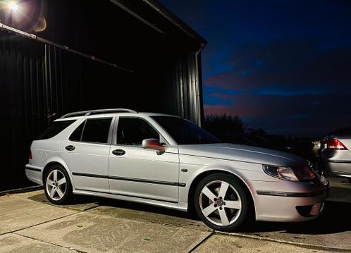 NL Saab 9-5 2.3 T Aero Estate  Automaat, Haaiebek, APK 9-23