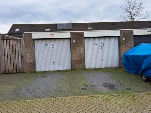 Nog 1 garage te koop