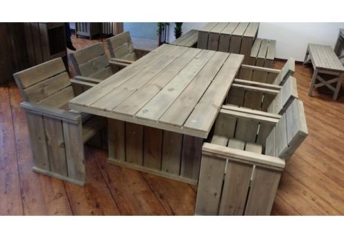 Nog 1 grote fsc houten tafel met 6 block stoelen nu 499,- 
