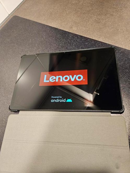 Nog niet gebruikte Lenova P11 tablet 64Gb incl.hoes