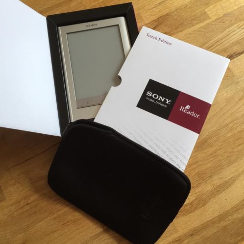 Nog prima Sony PRS-600 E-reader incl hoes