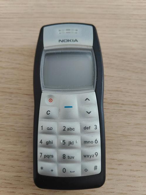 Nokia 1100 komt met laders