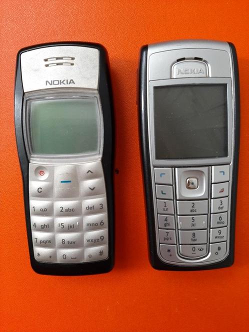 Nokia 1100  vintage 2 telefoons