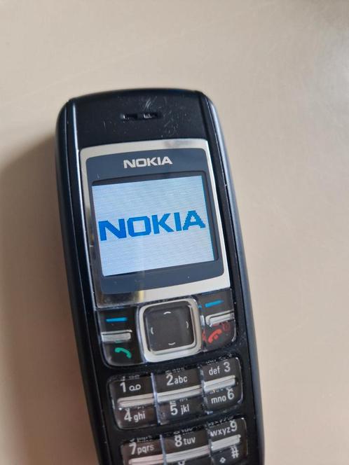 Nokia 1600 met lader