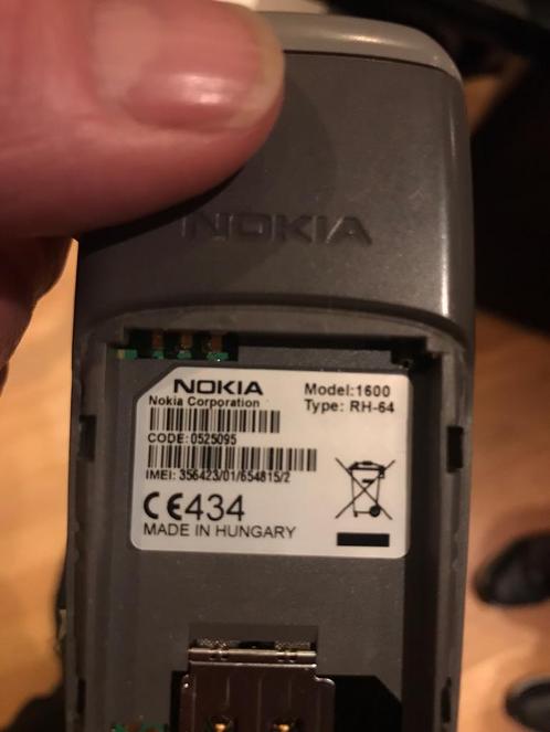 Nokia 1600 vintage telefoon type RH -64