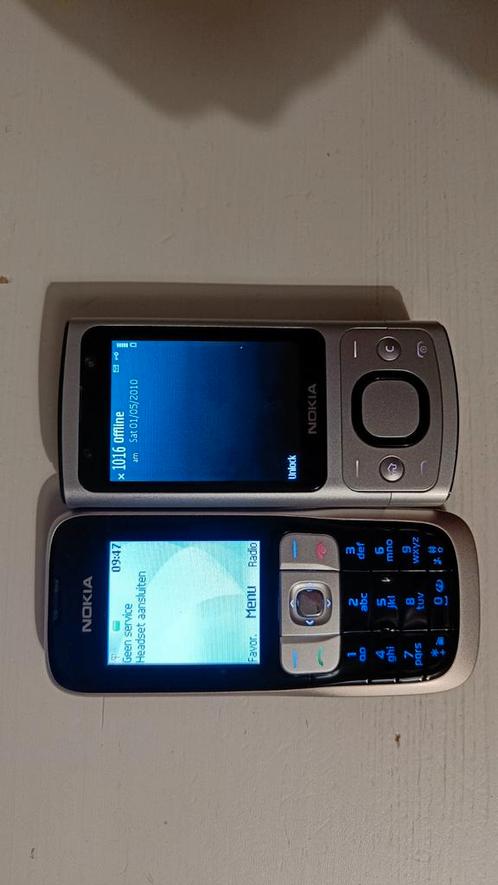 Nokia 2 stuks (maar 1 oplader)