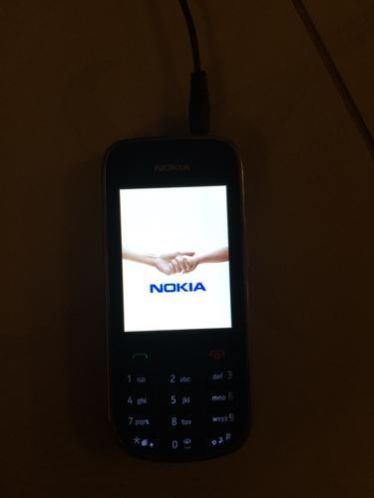 Nokia 202 mobiele telefoon dualsim ( laad niet goed op)