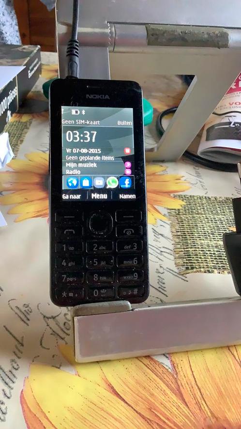 Nokia 206 met oplader