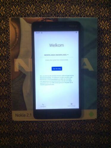Nokia 2.1 in nette staat met alle toebehoren en doos  hoes