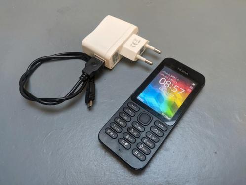 Nokia 215 Dual Sim Zwart, met lader
