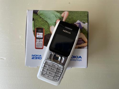 Nokia 2310 wit  Nieuw in doos