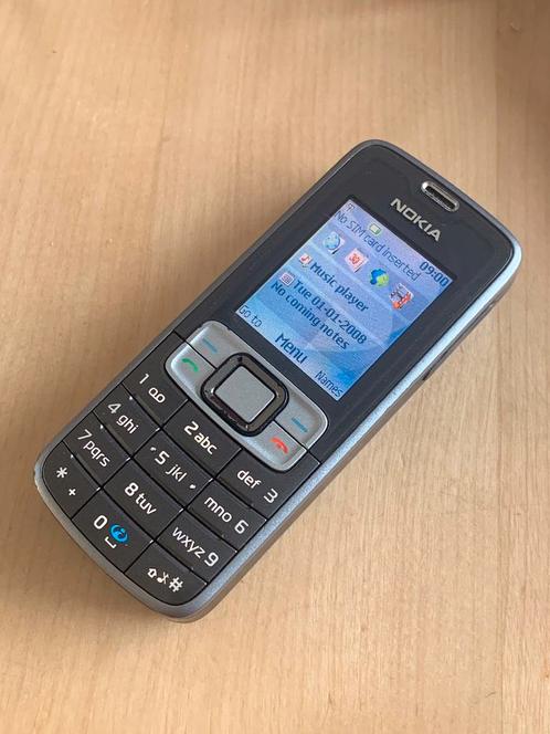 Nokia 3109 classic grijs met oplader