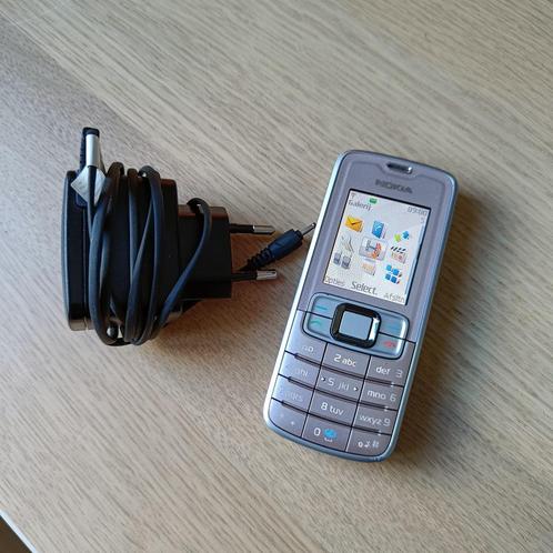 Nokia 3110 Rose met oplader en geheugenkaart
