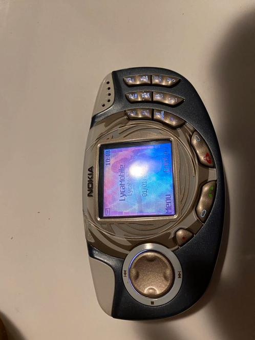 Nokia 3300 uniek simlock vrij met oplader