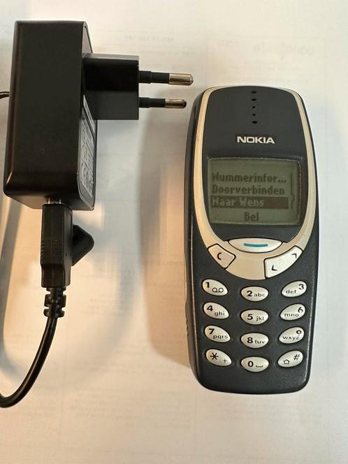 Nokia 3310 GSM telefoon.