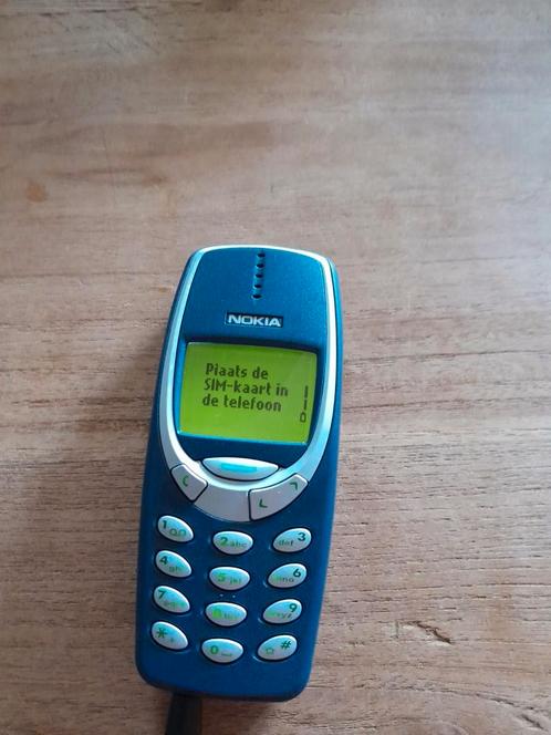 Nokia 3310 met lader