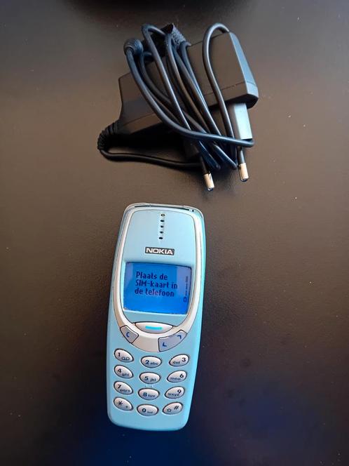 Nokia 3310. Ruim 23 jaar oud. Zie beschrijving allemaal.