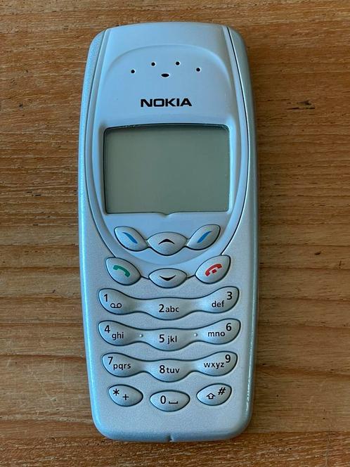 Nokia 3410 met lader (zonder simkaart)