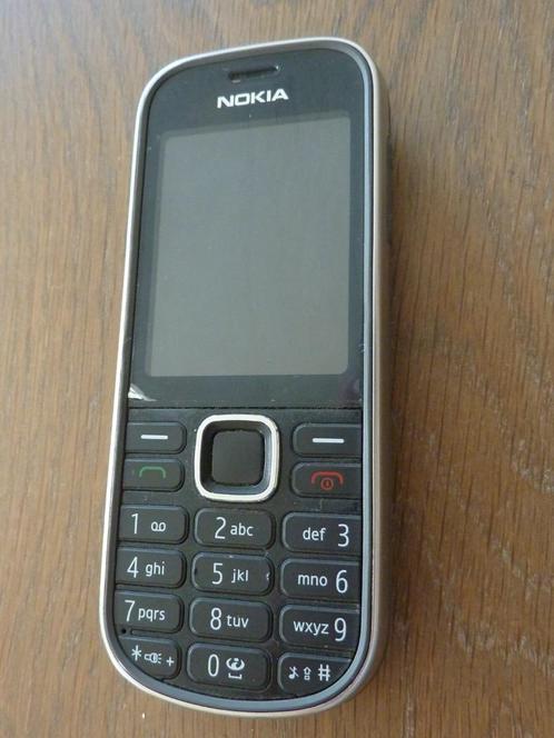 Nokia 3720