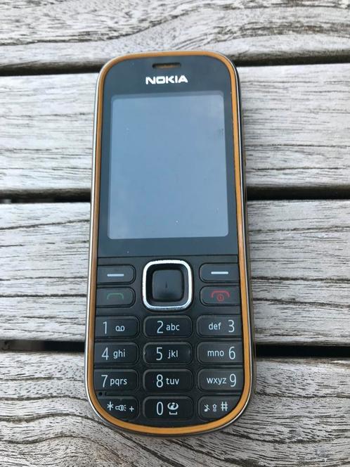 Nokia 3720 Classic