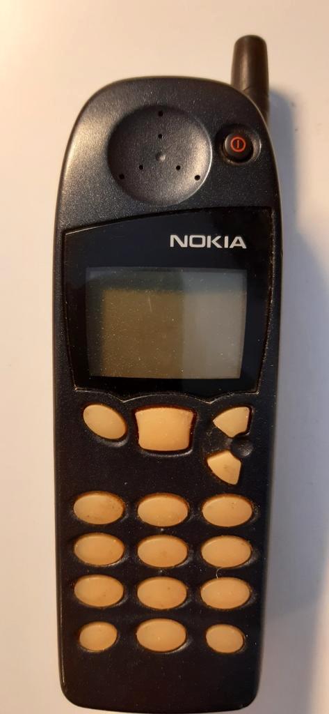 Nokia 5110 inclusief lader