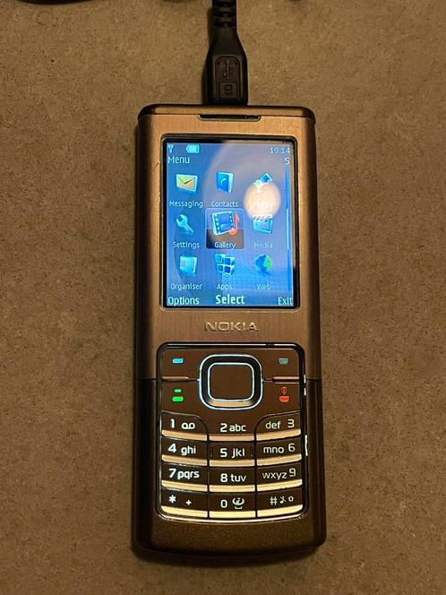 Nokia 5300 goud gebruikt