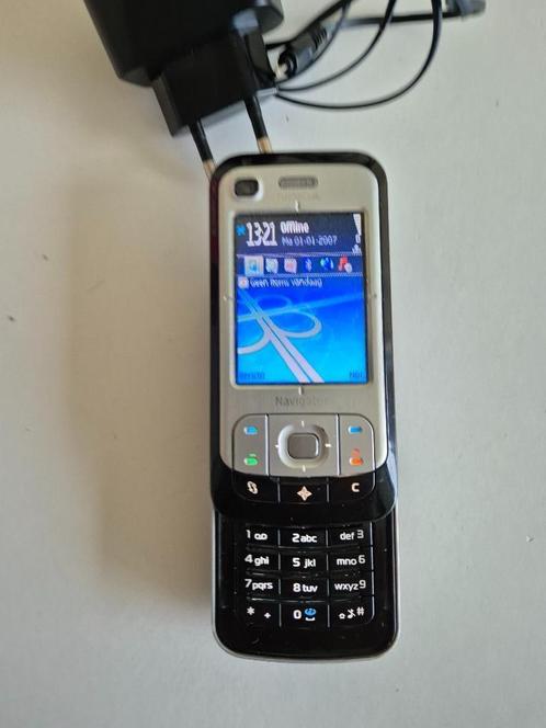 Nokia 6110 navigator met oplader